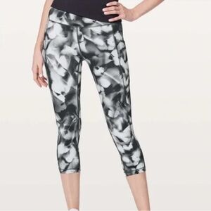 lululemon Monochrome Patterned Capris